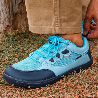 "Oyano" lightweight sneakers with a wide toe for natural comfort