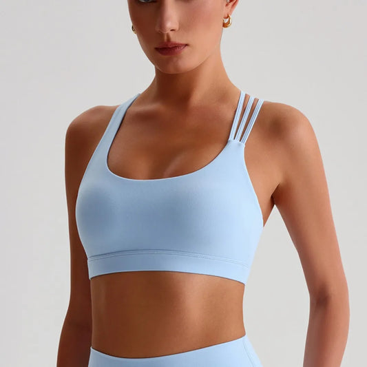 Sports bra with cross-back and high durability