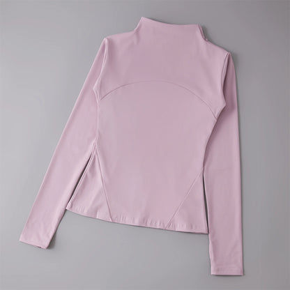 Long-sleeved sports sweatshirt - lightweight and flexible.