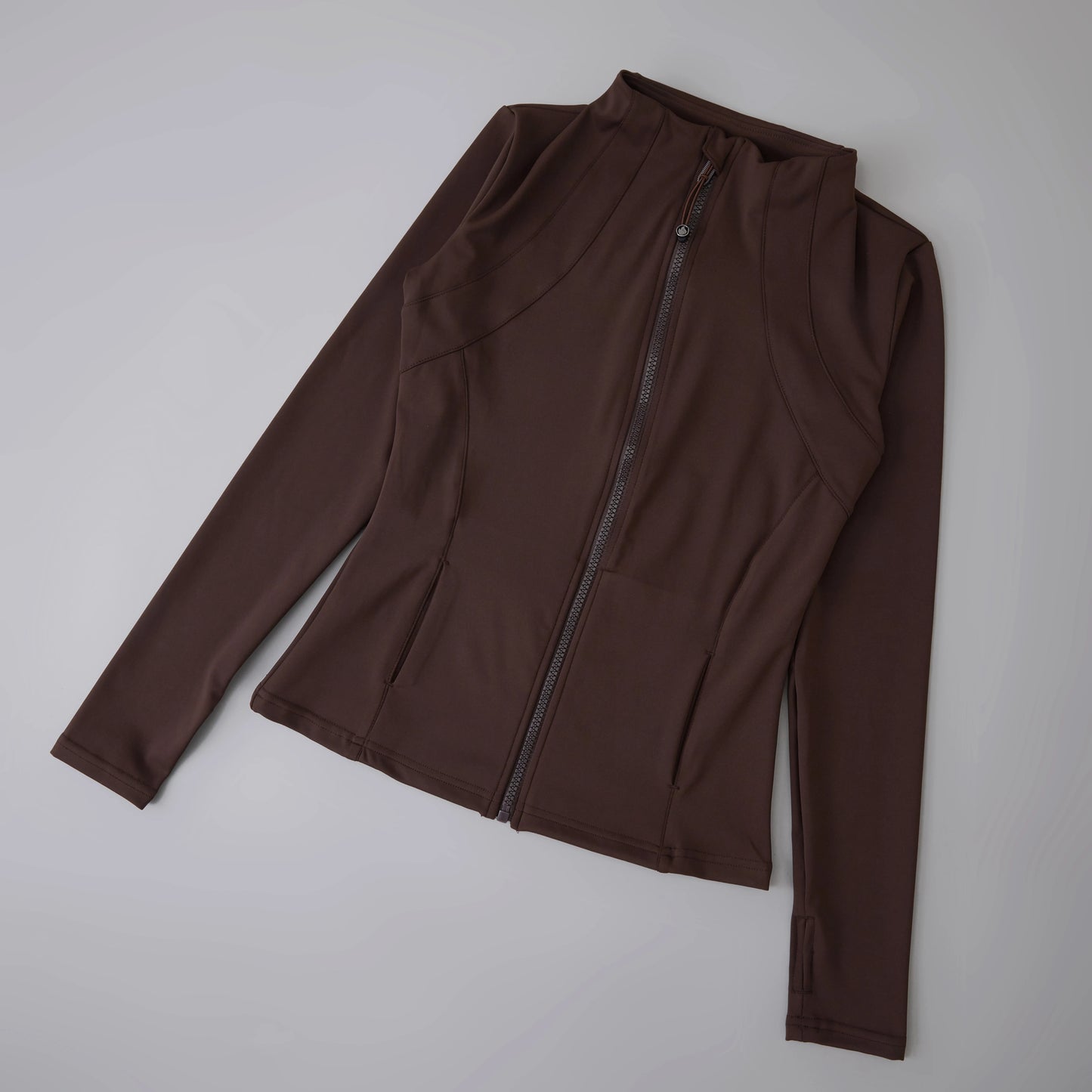 Long-sleeved sports sweatshirt - lightweight and flexible.