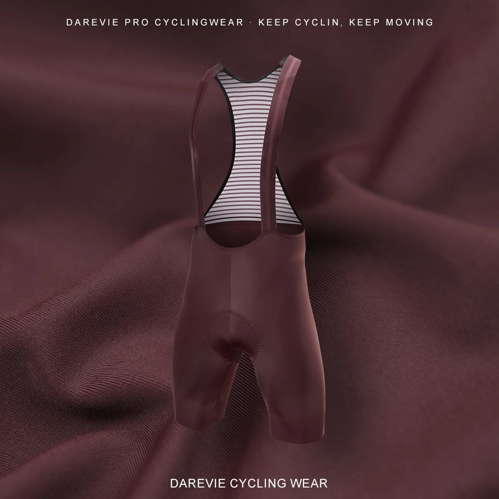 Seamless professional cycling shorts