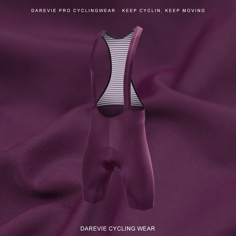 Seamless professional cycling shorts