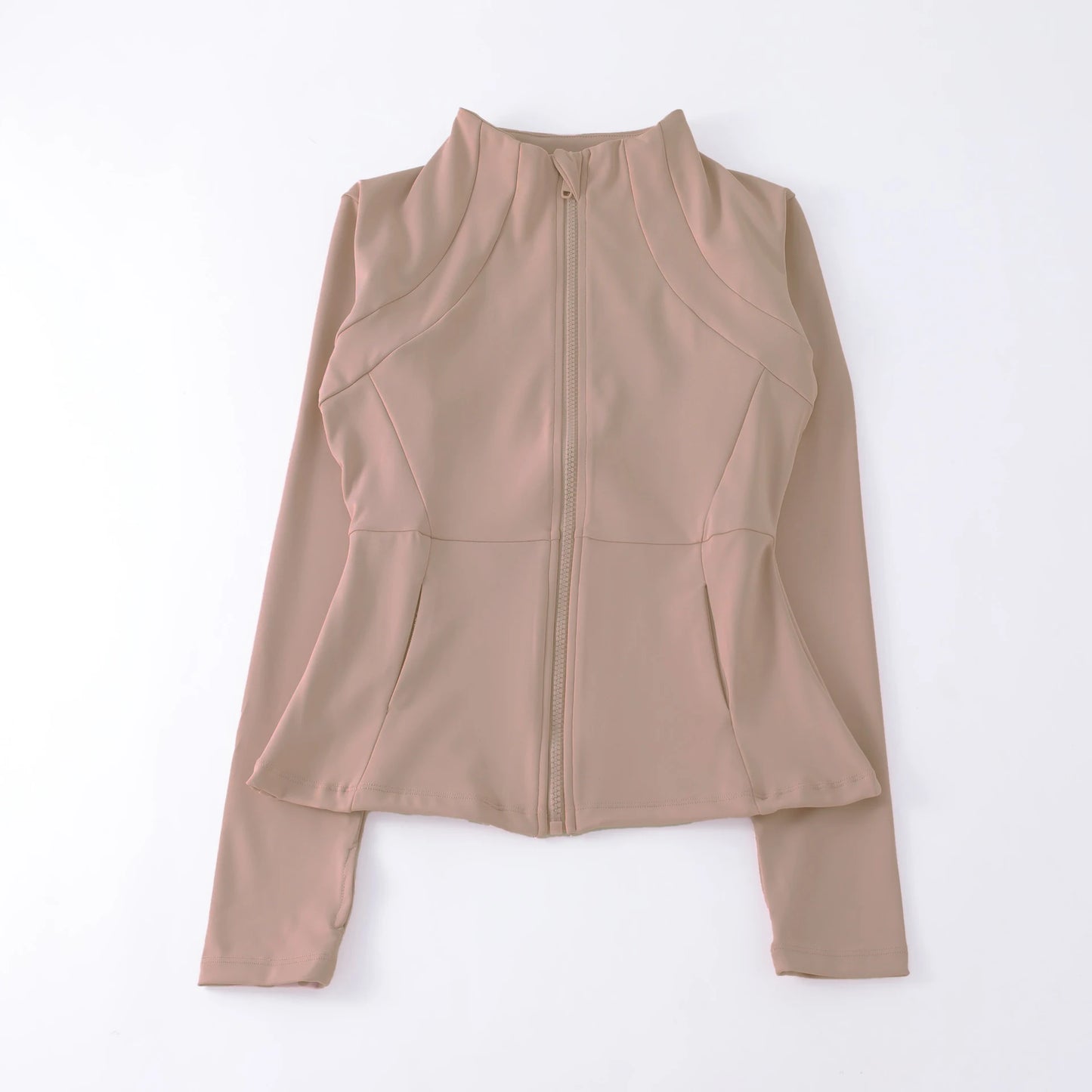 Long-sleeved sports sweatshirt - lightweight and flexible.