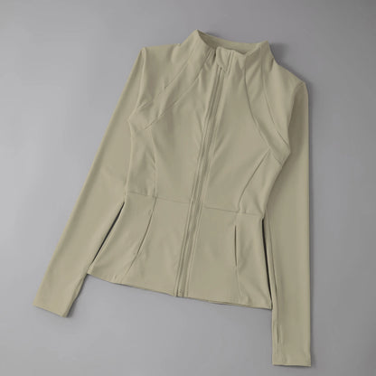Long-sleeved sports sweatshirt - lightweight and flexible.