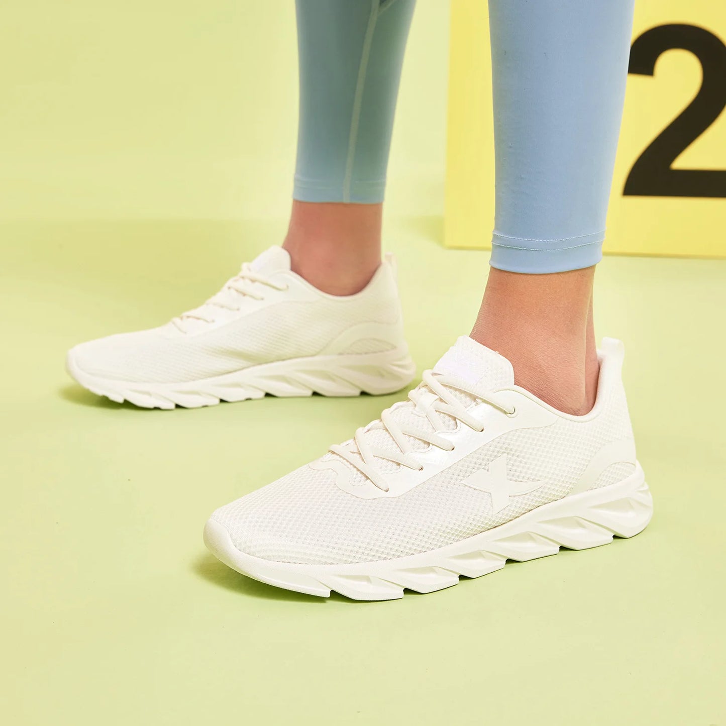 Xtep Running Sneakers (Cushioning) - Perfect Comfort and Breathability