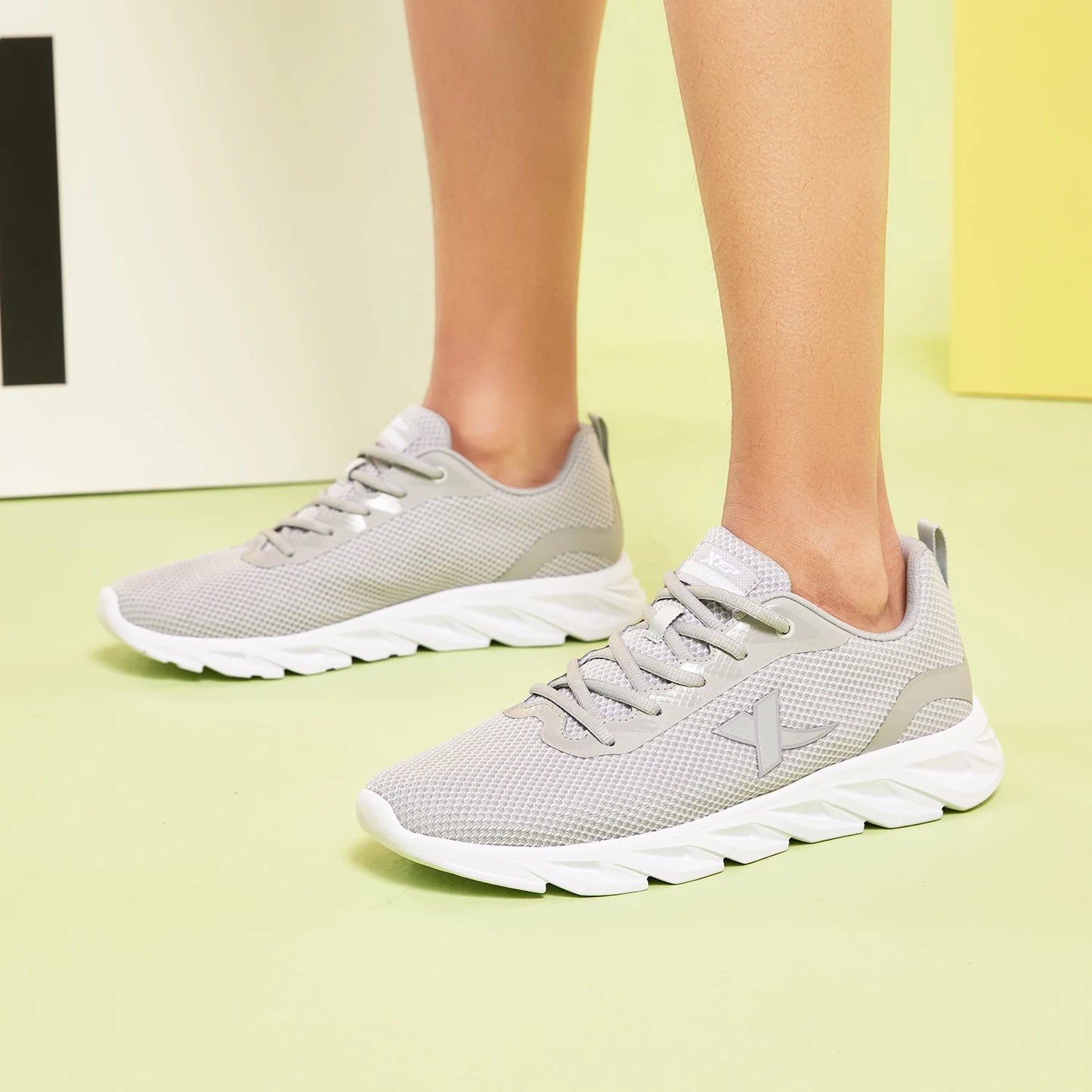 Xtep Running Sneakers (Cushioning) - Perfect Comfort and Breathability